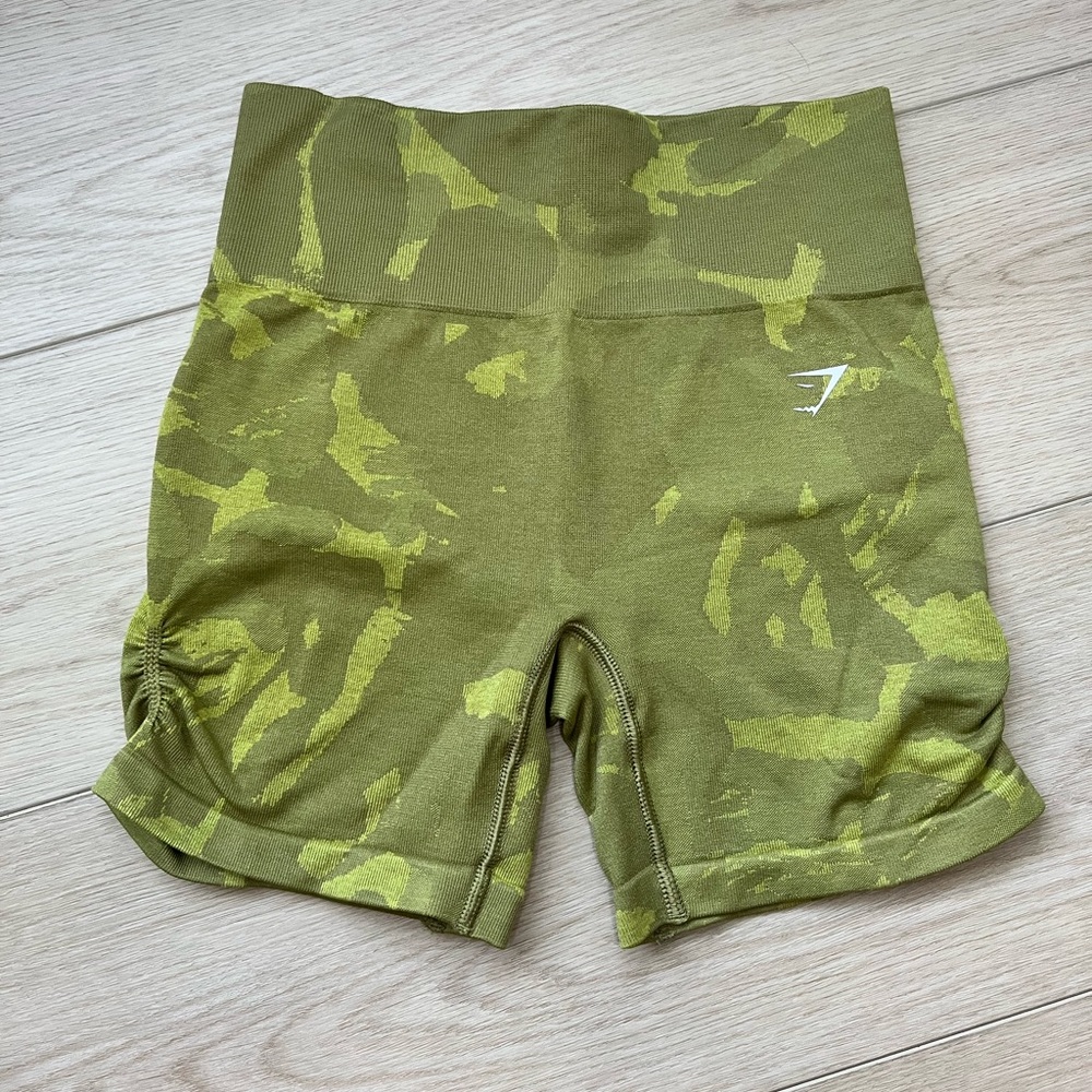 Gymshark adapt camo seamless shorts